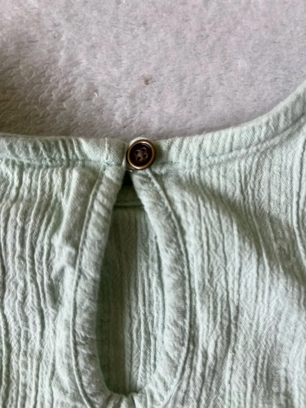 Old Navy Light Green Ruffle Sleeve Peplum Top
